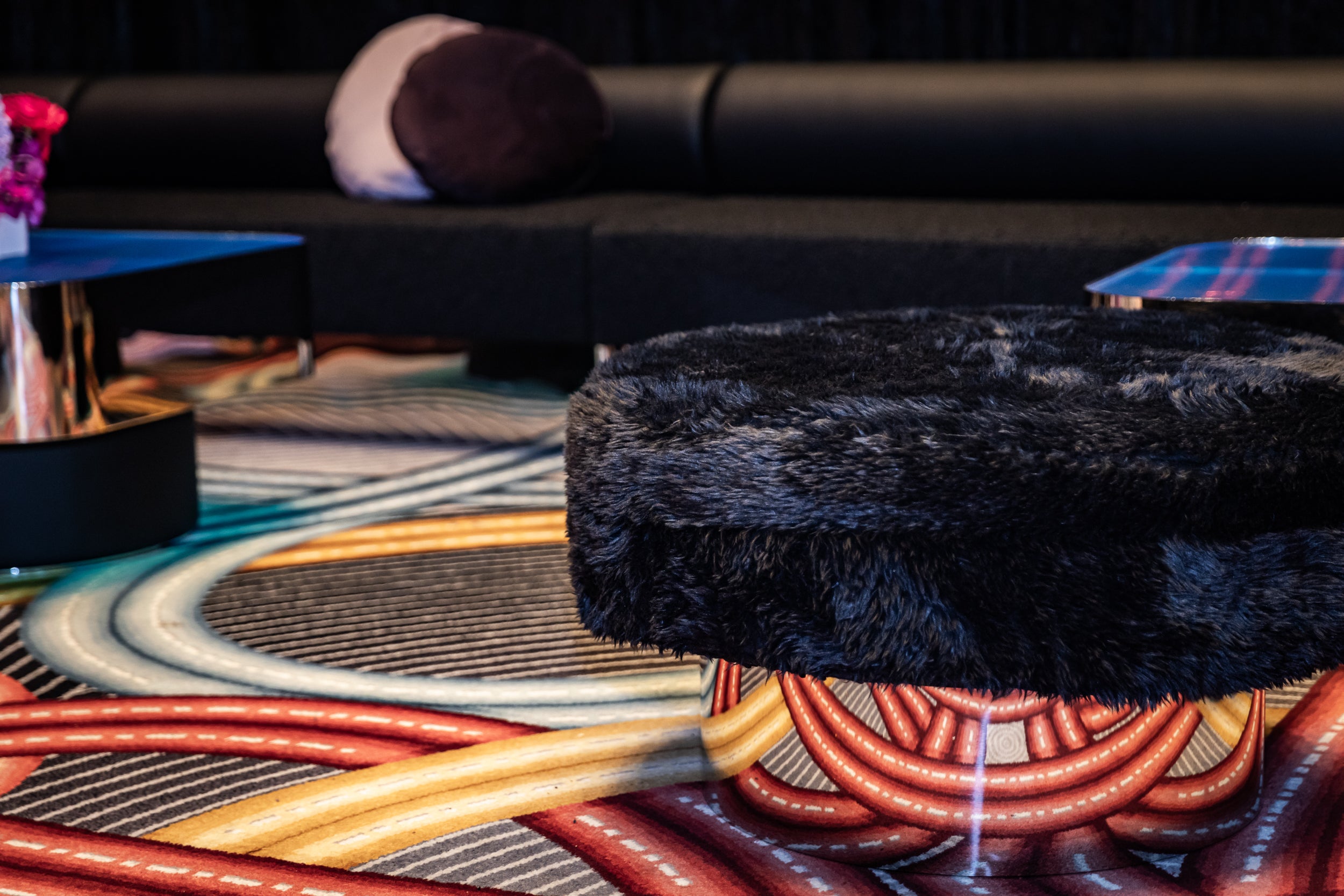 Zeon Ottoman