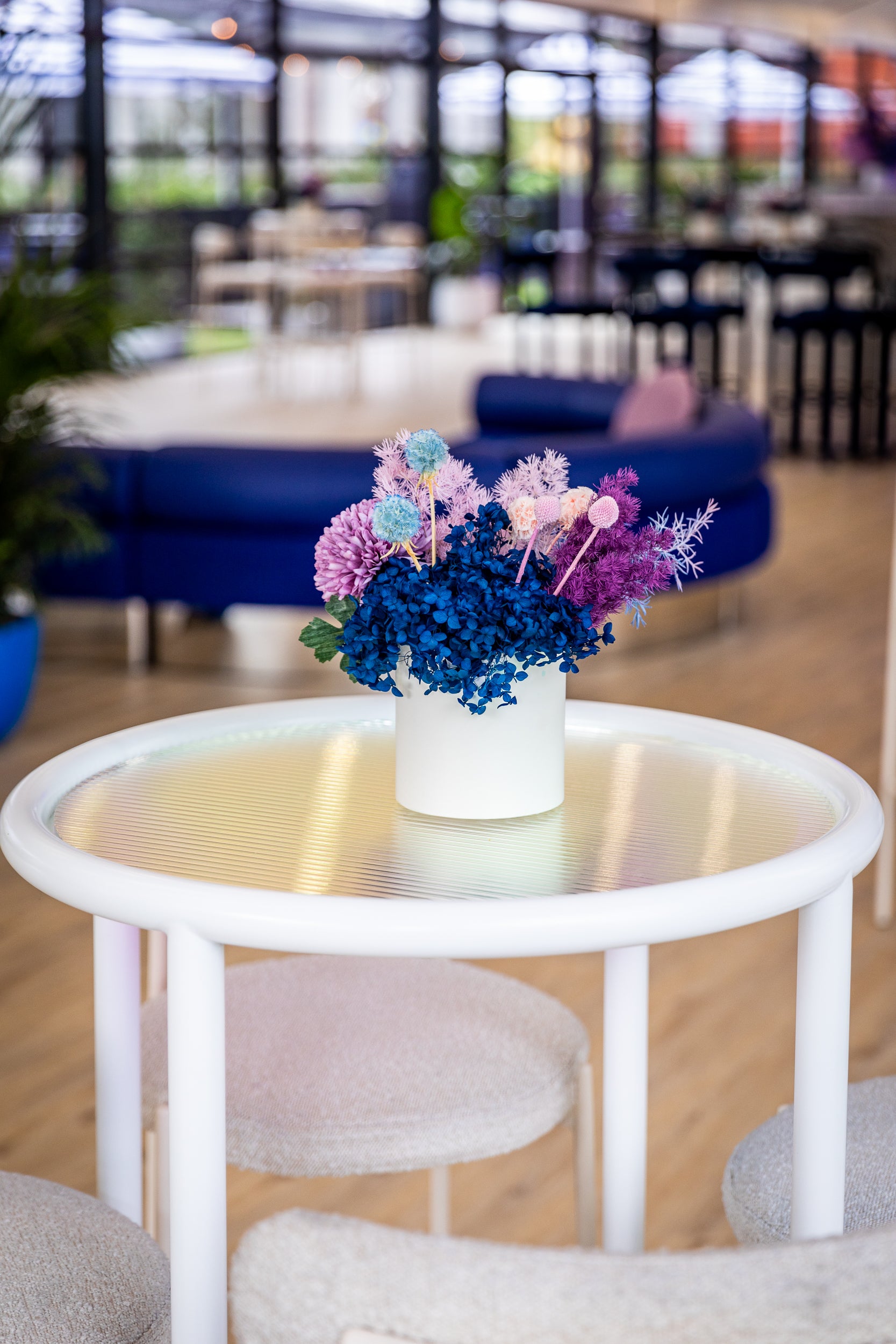 Helix Bar Table