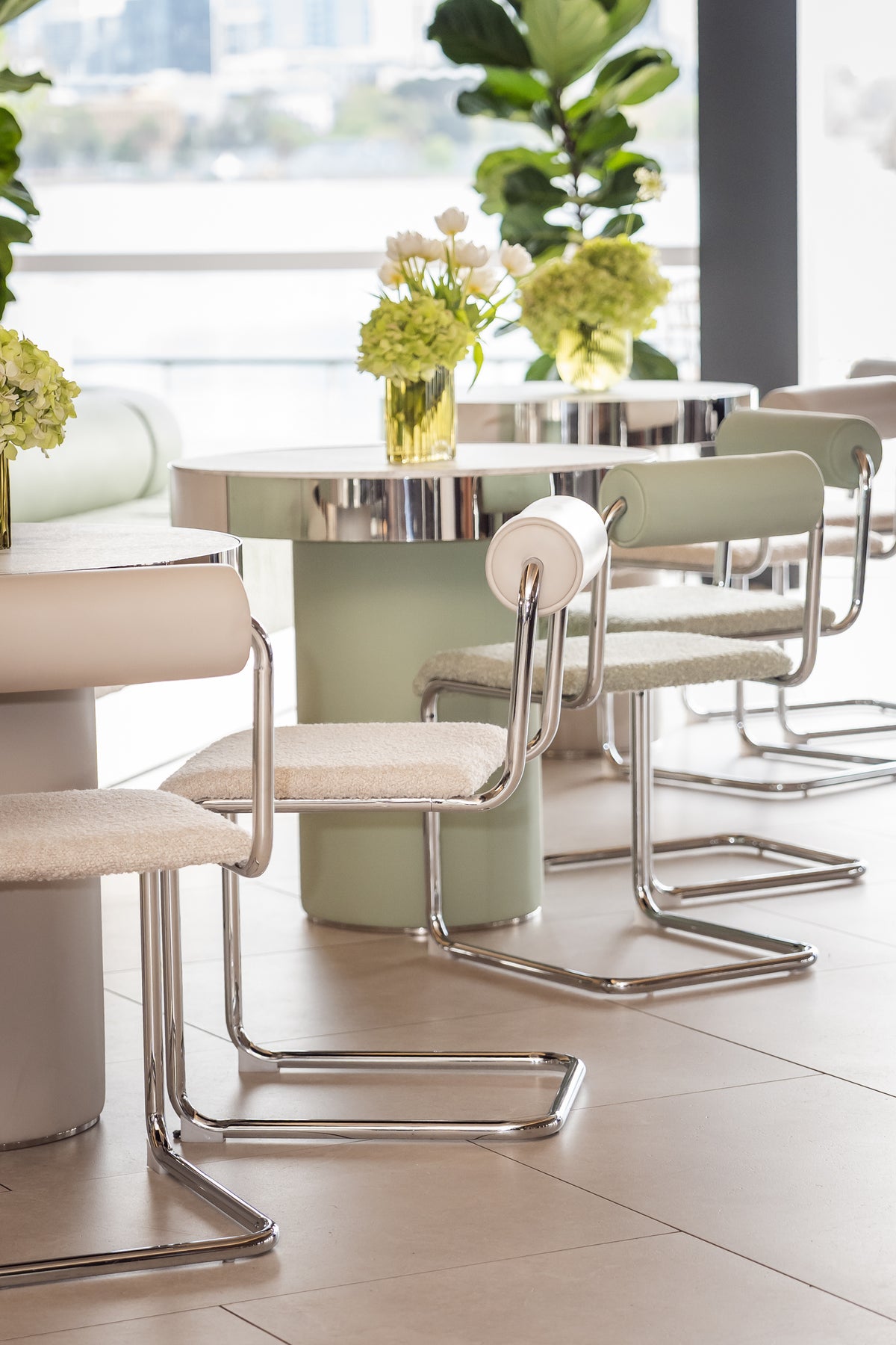 Zeon Dining Chair