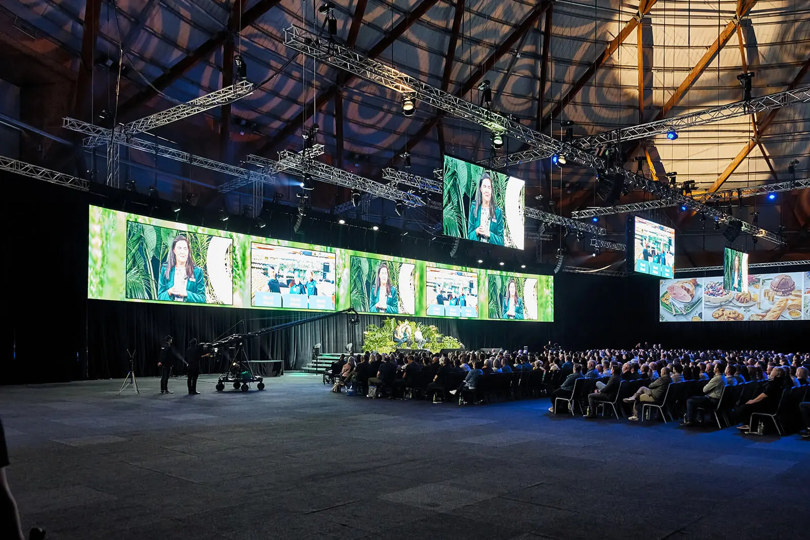 Hybrid conference