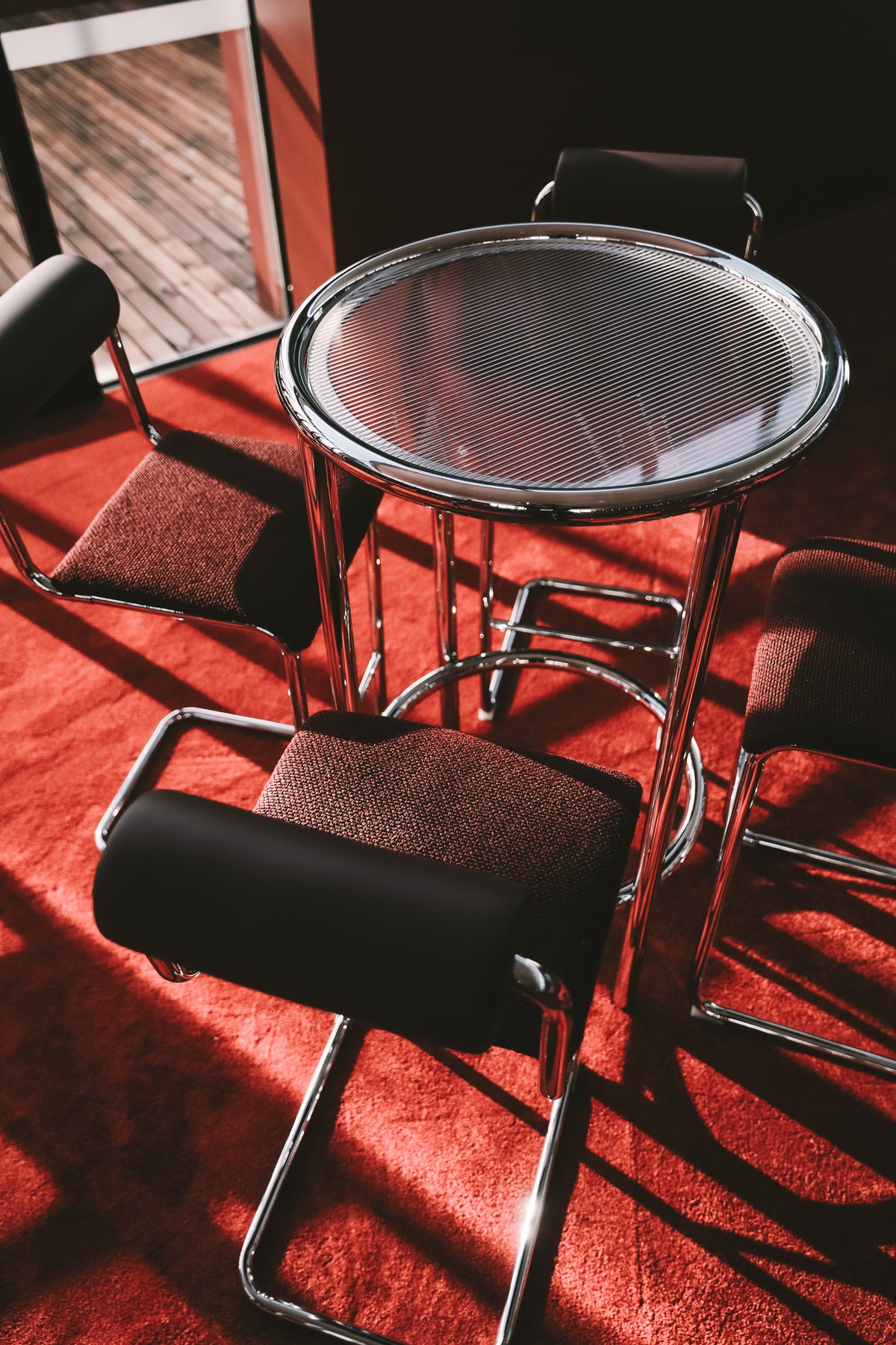 Helix Bar Table