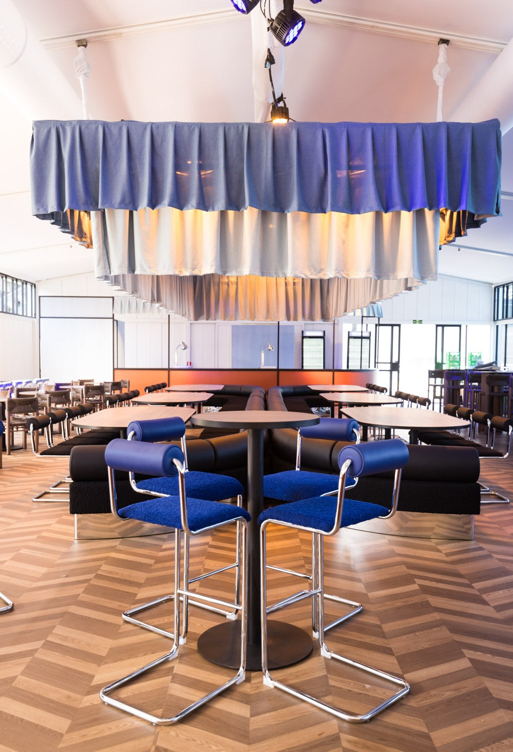 Zeon Bar Stool