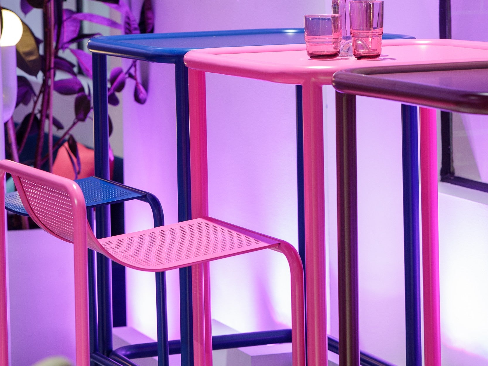 Colorful Isla bar stools and tables.