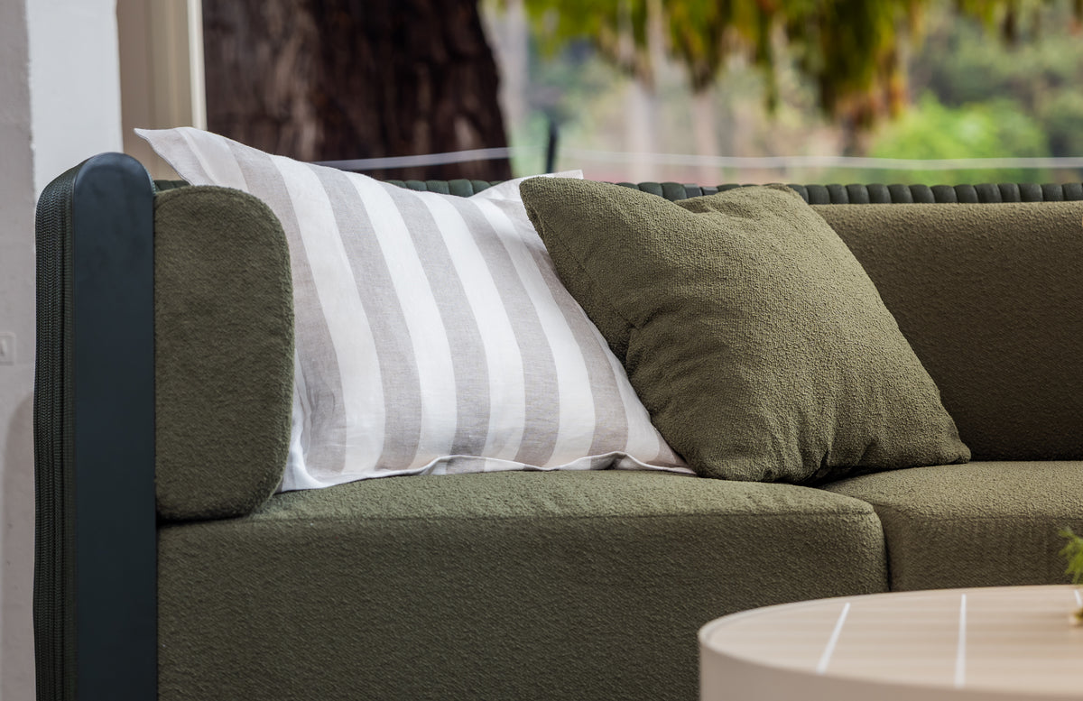 Arlo Modular Lounge