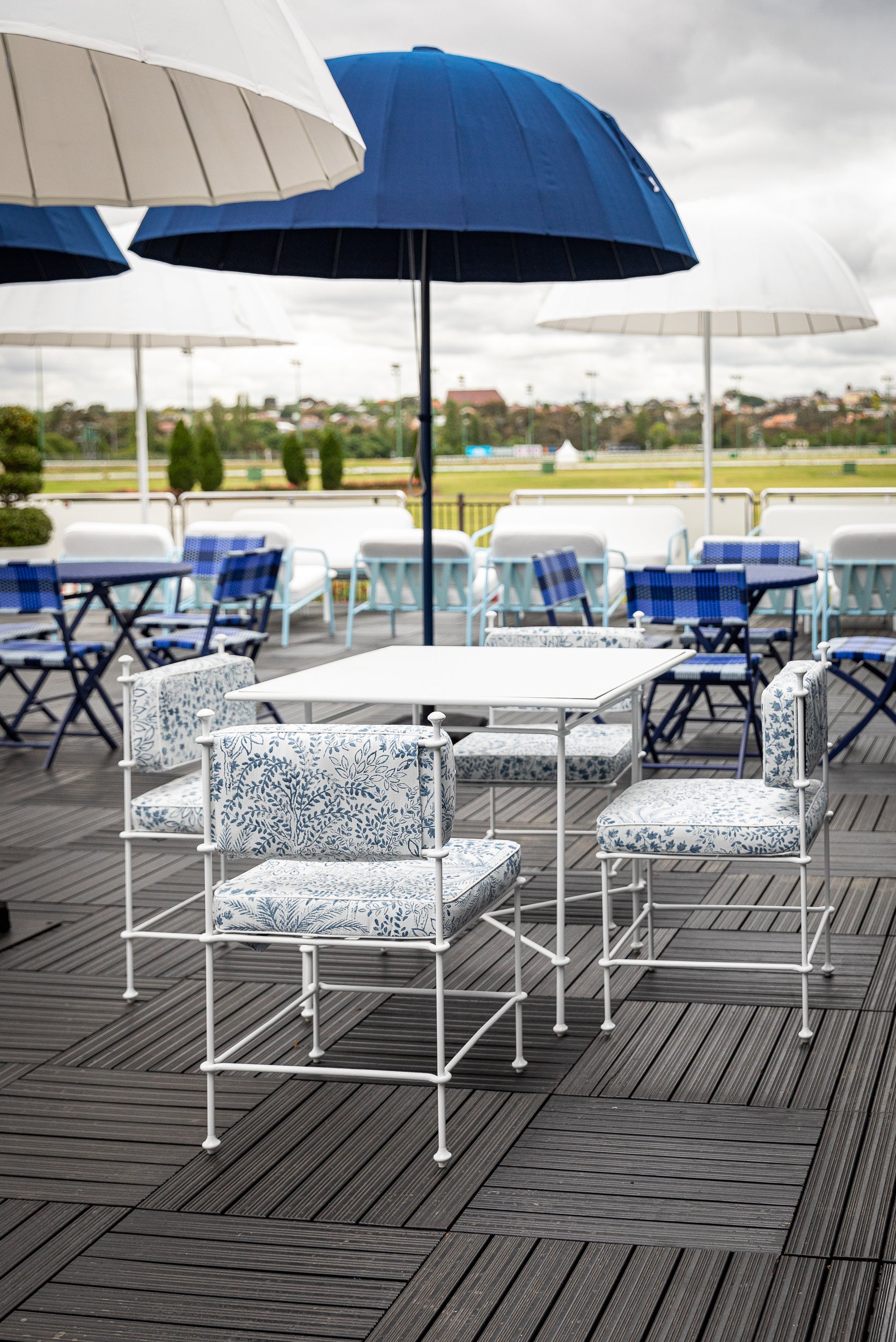 Gigi Cafe Table